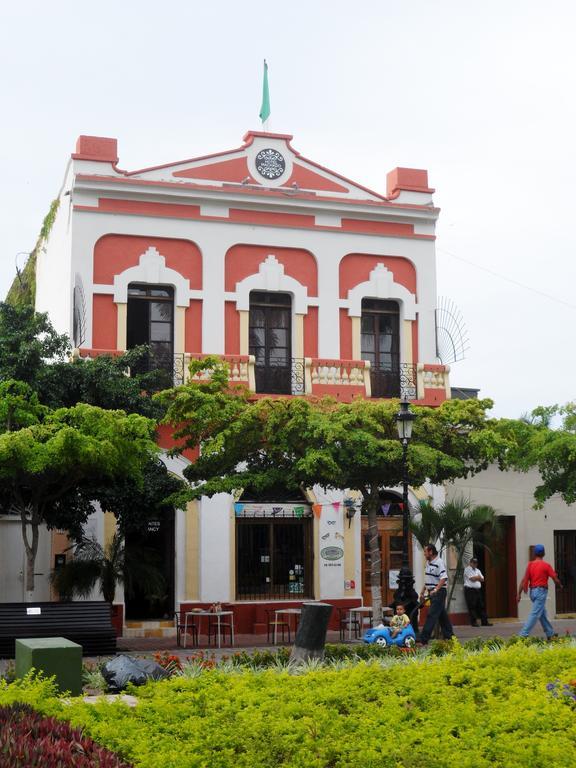 Hotel Machado Масатлан Экстерьер фото